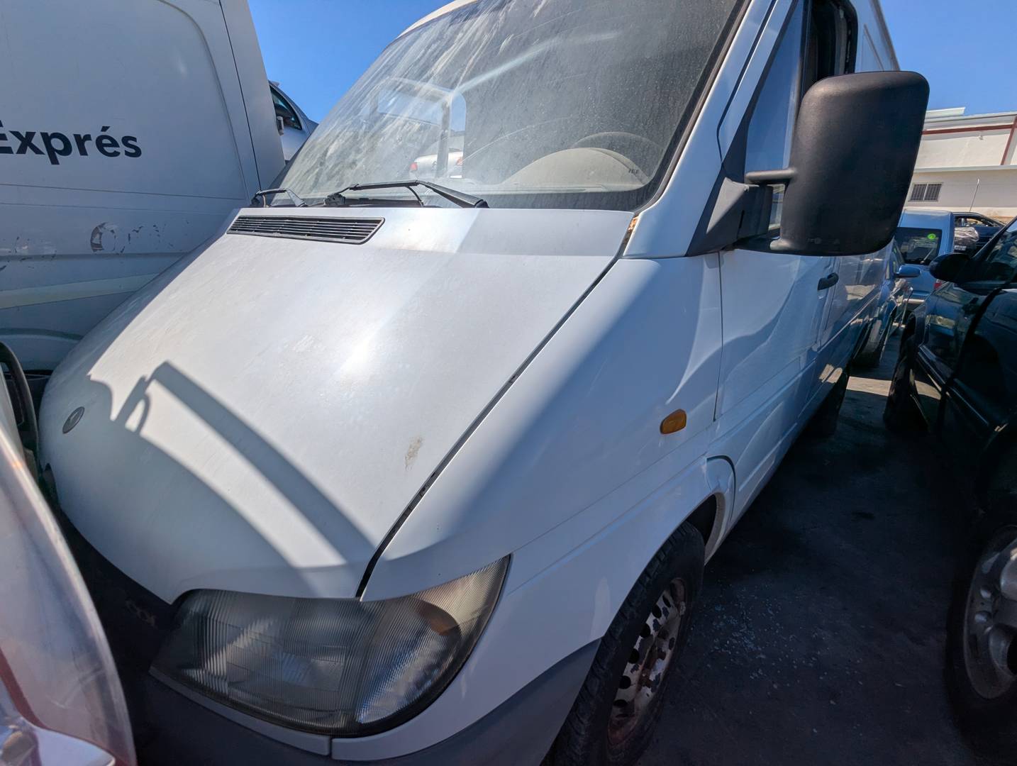 MERCEDES SPRINTER 02.00 -> CAJA CERRADA (1999 - 2006)