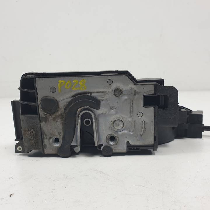 CERRADURA PUERTA DELANTERA DERECHA A2220063999 MERCEDES MERCEDES CLASE C BERLINA (W205) (2015 - 2023) Autodesg