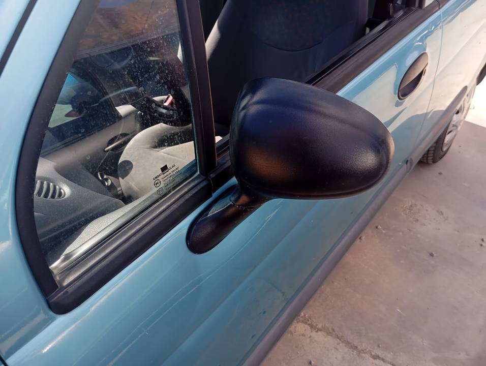 RETROVISOR IZQUIERDO