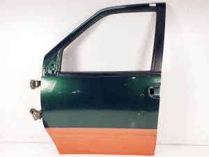 PUERTA DELANTERA IZQUIERDA NISSAN SERENA (C23M) Autodesguaces Alicante