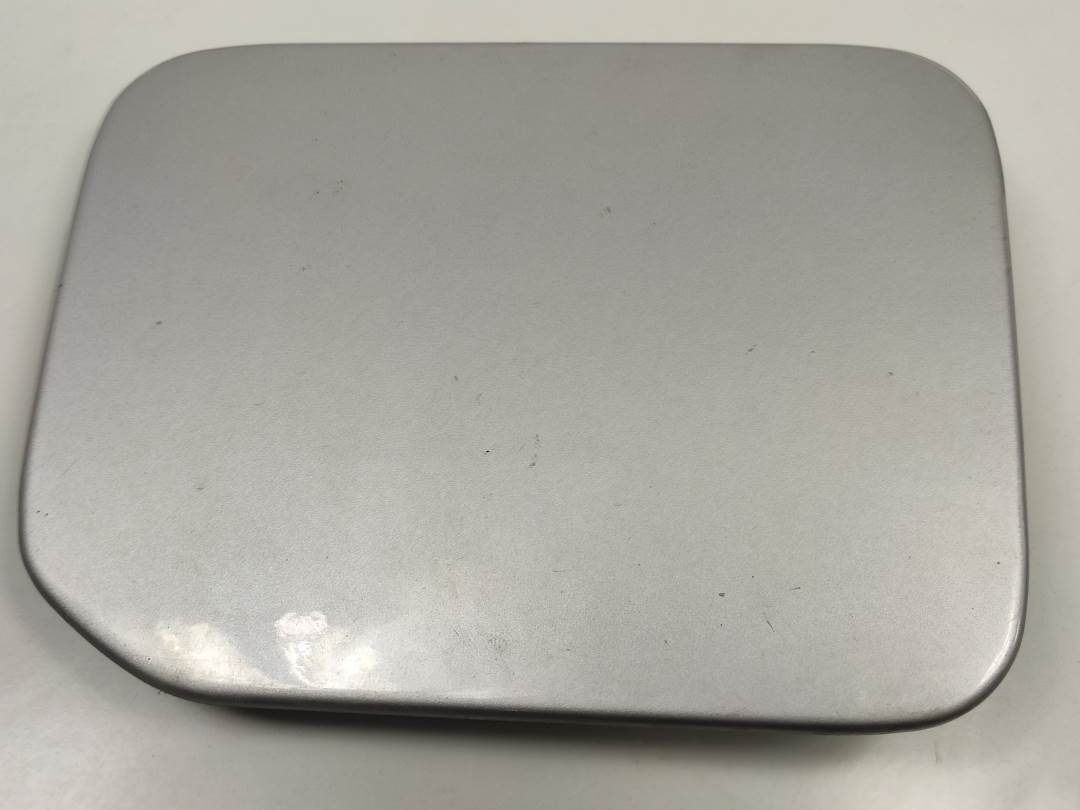 TAPA EXTERIOR COMBUSTIBLE - MITSUBISHI - SPACE WAGON (N80/N90)