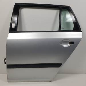 PUERTA TRASERA IZQUIERDA SKODA FABIA COMBI (5J5) Autodesguaces Alicante