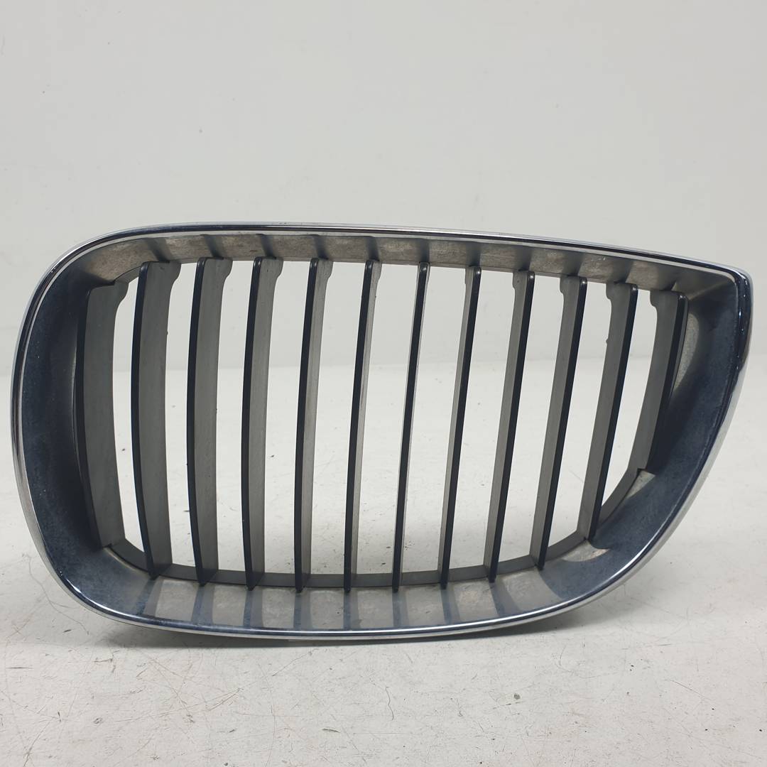 REJILLA DELANTERA - 70771299 - BMW - SERIE 1 BERLINA (E81/E87)