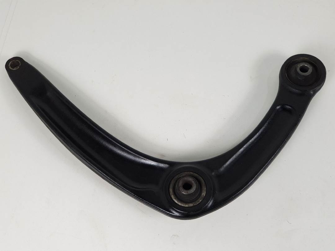 BRAZO SUSPENSION INFERIOR DELANTERO IZQUIERDO - 7BTGM1 - CITROEN - C4 BERLINA (B7)