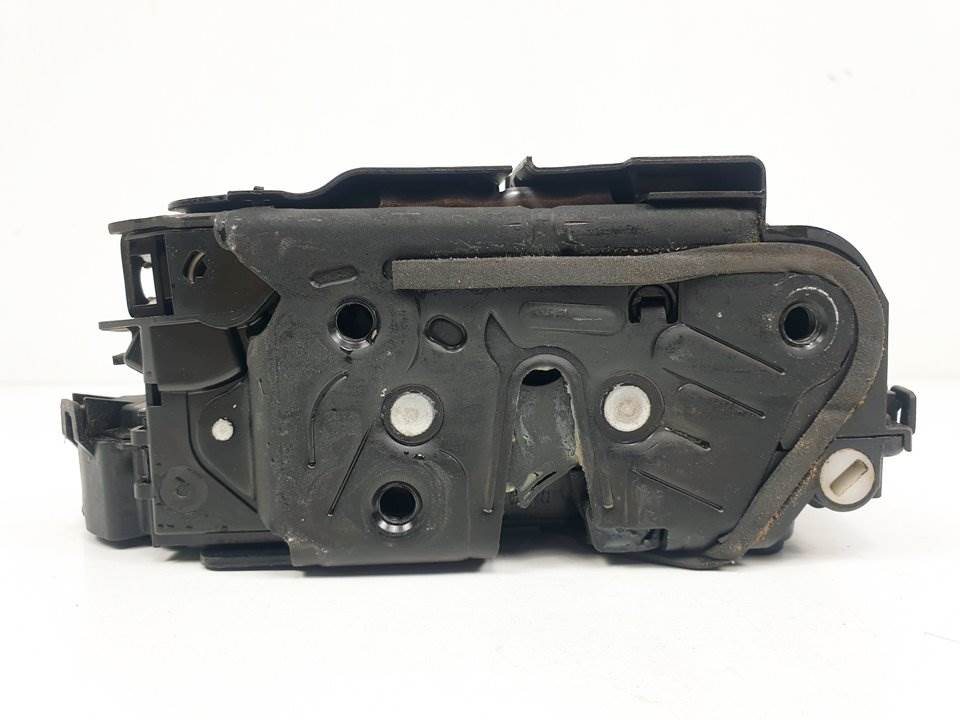 CERRADURA PUERTA TRASERA IZQUIERDA - 5TA839015E - VOLKSWAGEN - POLO (AW)
