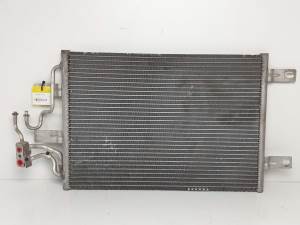 CONDENSADOR / RADIADOR AIRE ACONDICIONADO OPEL MERIVA Autodesguaces Alicante