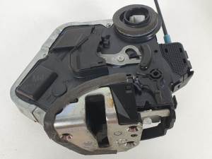 CERRADURA PUERTA TRASERA IZQUIERDA 4A1118 TOYOTA VERSO Autodesguaces Alicante