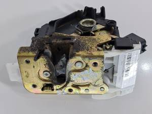 CERRADURA PUERTA TRASERA IZQUIERDA 2S4AA26413CB FORD FOCUS BERLINA (CAK) Autodesguaces Alicante