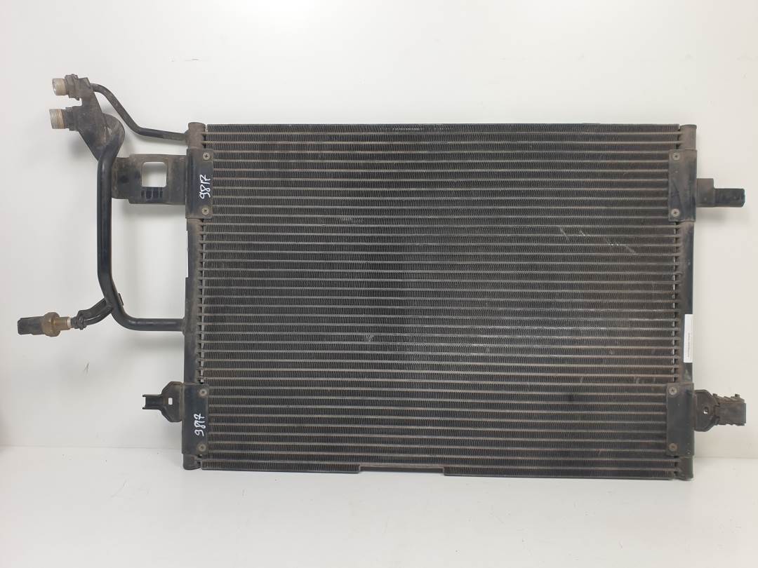 CONDENSADOR / RADIADOR AIRE ACONDICIONADO - 8D0260401D - VOLKSWAGEN - PASSAT BERLINA (3B2)