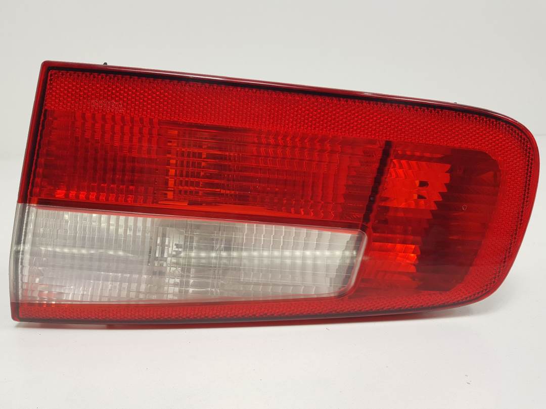 Feu intérieur arrière droit - 23460202 - RENAULT - LAGUNA II (BG0)