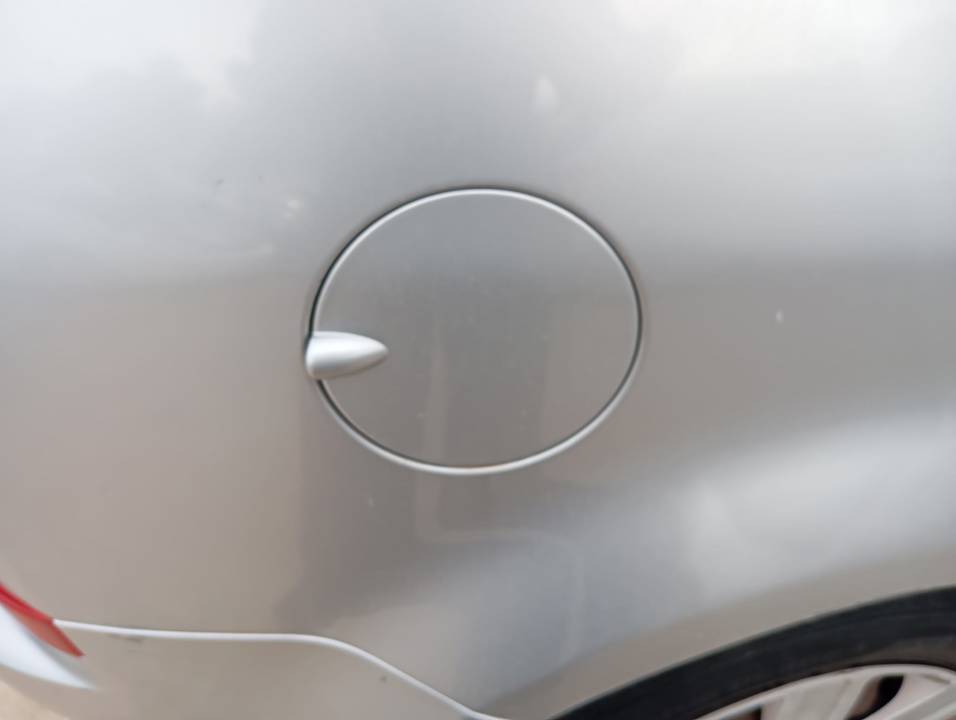 TAPA EXTERIOR COMBUSTIBLE