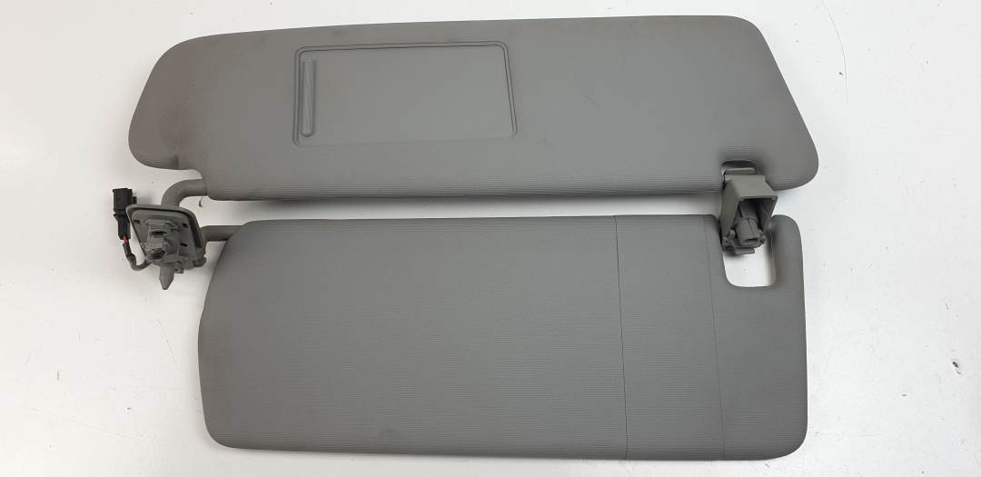 PARASOL DERECHO - 7L6857552AQ - VOLKSWAGEN - TOUAREG (7LA)