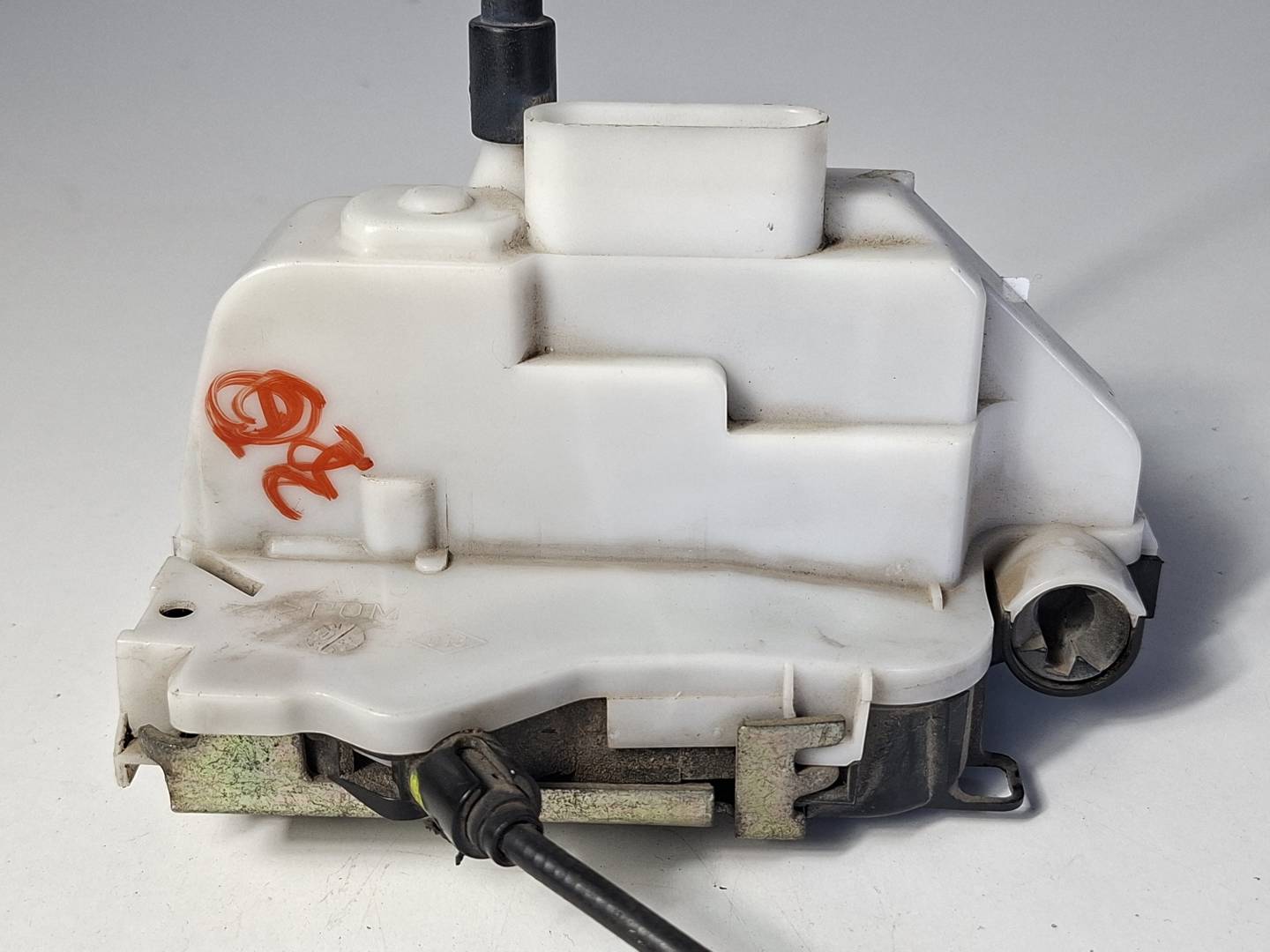 Foto 3 de Cerradura Puerta Delantera Izquierda Citroen C3 (1995–2010)