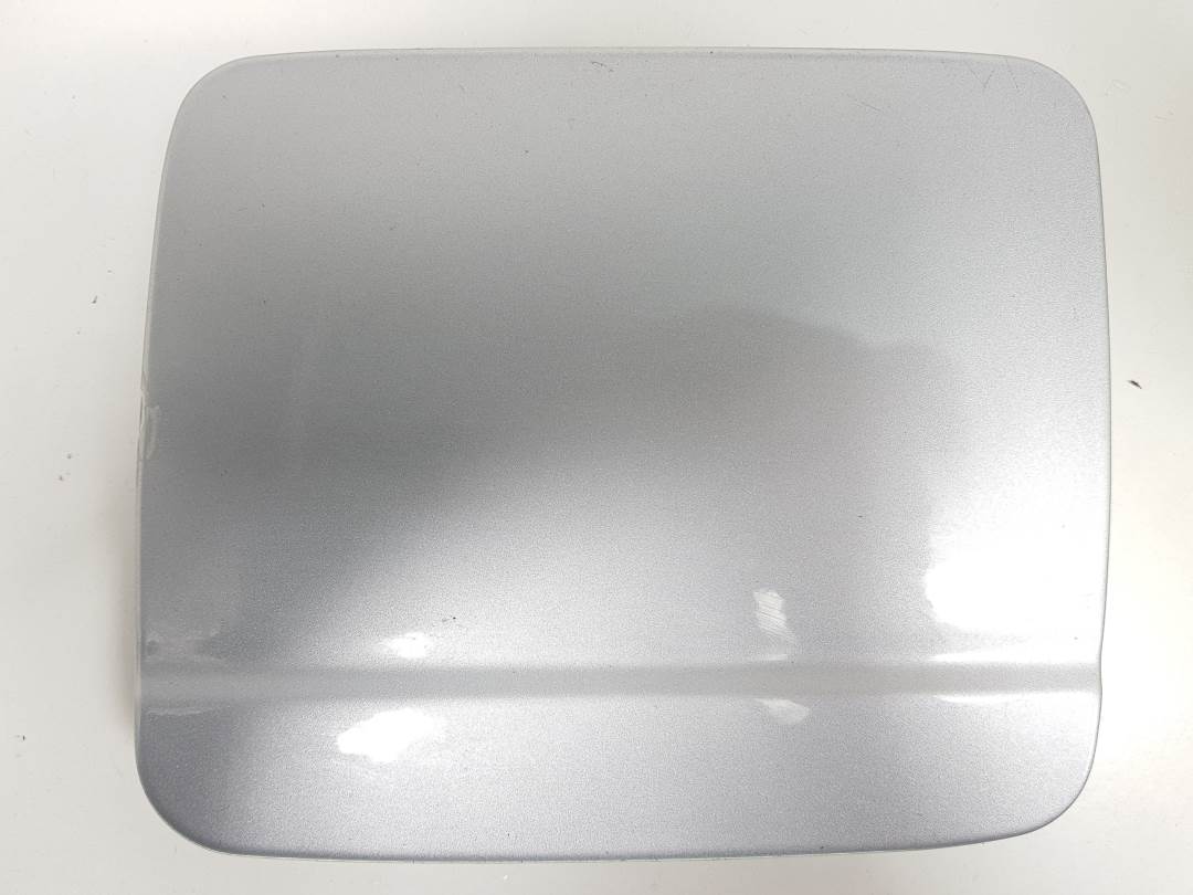 TAPA EXTERIOR COMBUSTIBLE - NISSAN - ALMERA (N15)