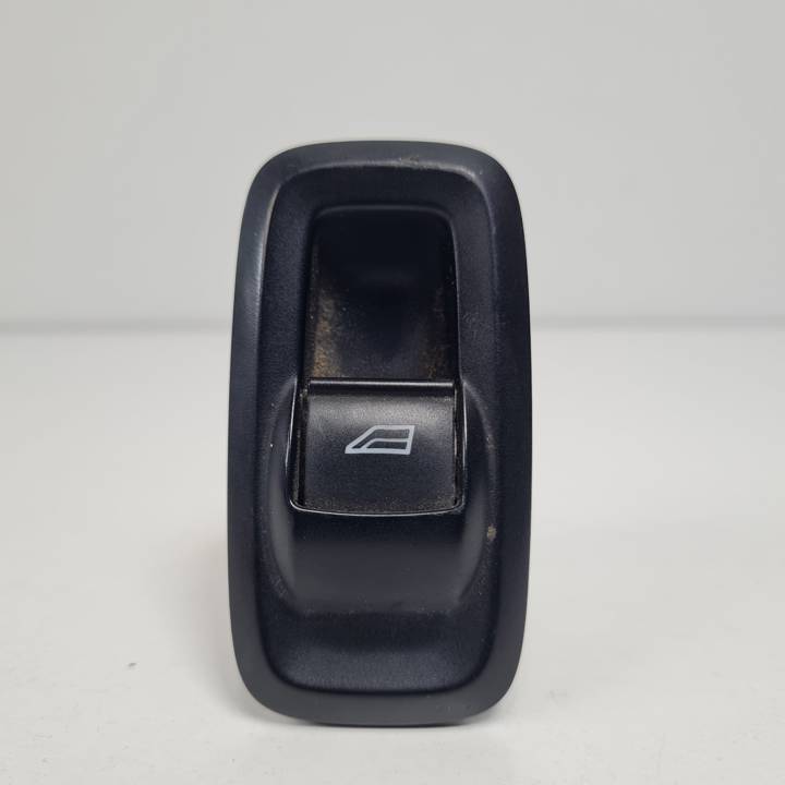 MANDO ELEVALUNAS DELANTERO DERECHO G1B514529AA FORD KA+ (CDU) Autodesguaces Alicante