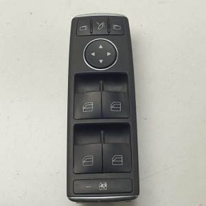 MANDO ELEVALUNAS DELANTERO IZQUIERDO 2049055402 MERCEDES CLASE C (W204) BERLINA Autodesguaces Alicante