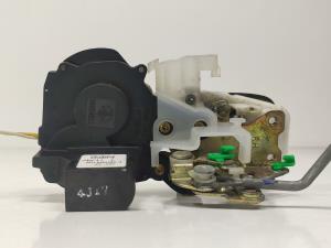 CERRADURA PUERTA TRASERA DERECHA FQM000160 MG ROVER SERIE 45 (T/RT) Autodesguaces Alicante