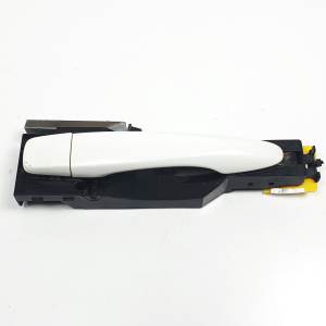 MANETA EXTERIOR TRASERA DERECHA 8061021133 NISSAN QASHQAI (J11) Autodesguaces Alicante