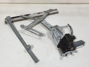 ELEVALUNAS DELANTERO DERECHO 90521882 OPEL ASTRA G BERLINA Autodesguaces Alicante