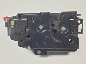 CERRADURA PUERTA DELANTERA IZQUIERDA 3D1837015AB VOLKSWAGEN TOURAN (1T2) Autodesguaces Alicante