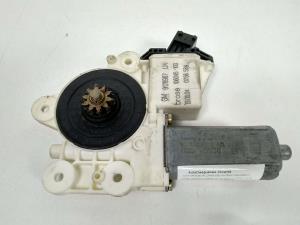 MOTOR ELEVALUNAS DELANTERO IZQUIERDO 0130822011 OPEL VECTRA C BERLINA Autodesguaces Alicante
