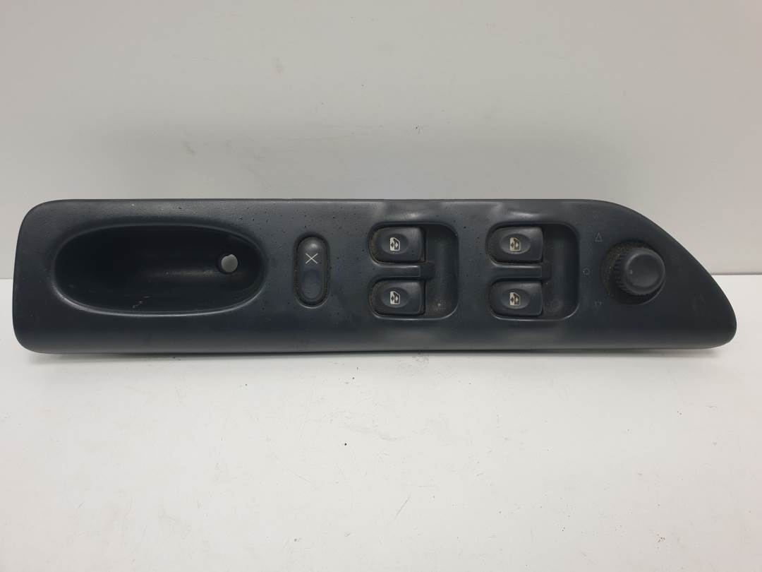 Fensterheberschalter vorne links - 7701699599 - RENAULT - LAGUNA (B56)