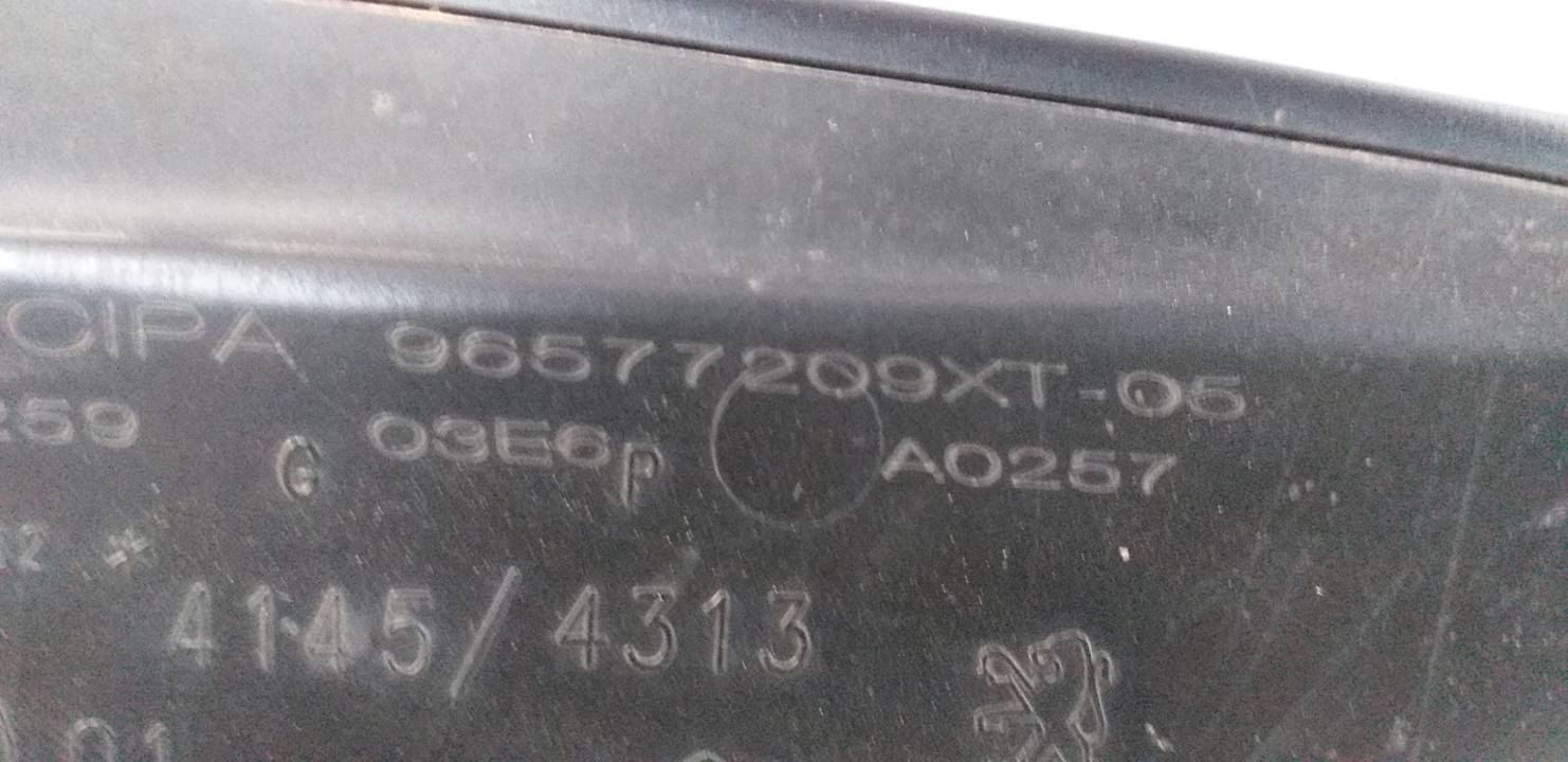 RETROVISOR DERECHO
