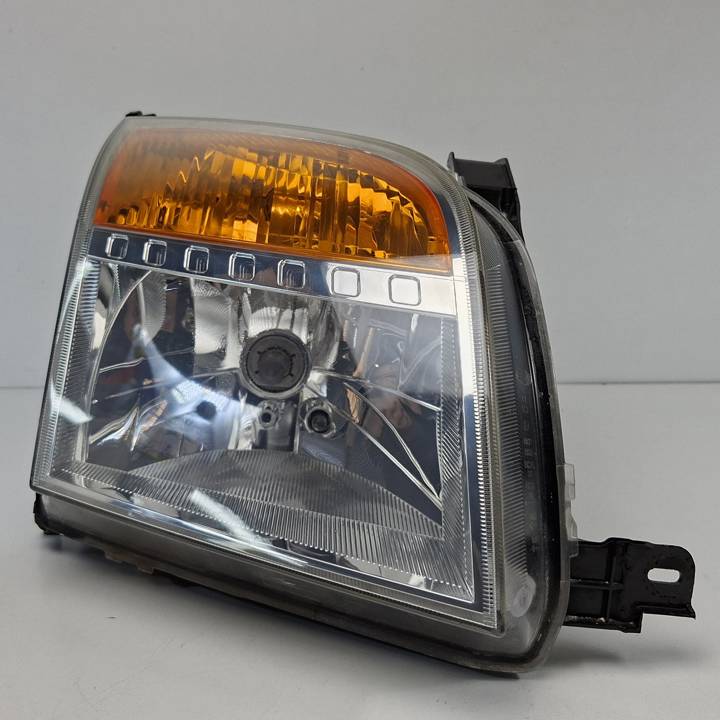 FARO DERECHO 24689800R FORD FUSION (CBK) Autodesguaces Alicante