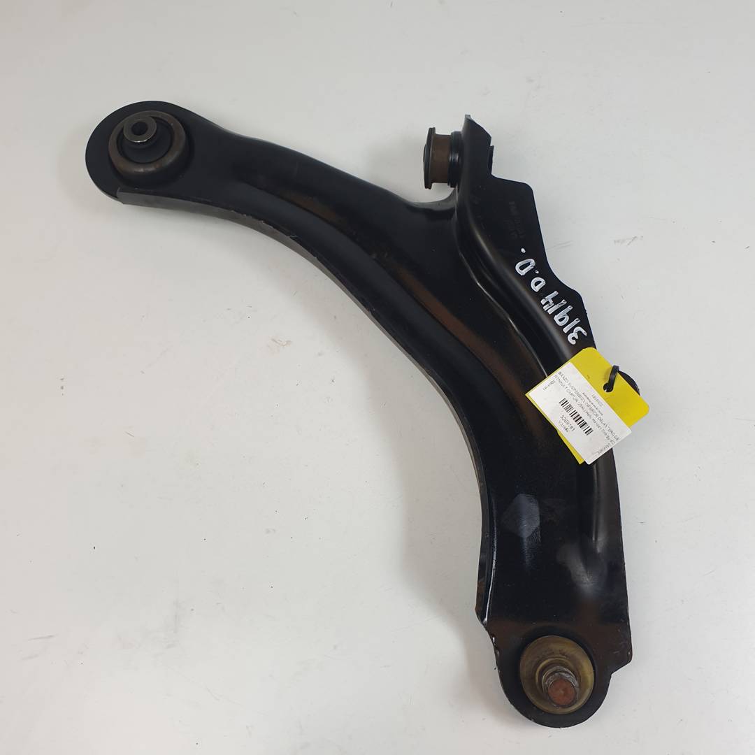 BRAZO SUSPENSION INFERIOR DELANTERO DERECHO - 821033110 - RENAULT - CAPTUR (J5AL)