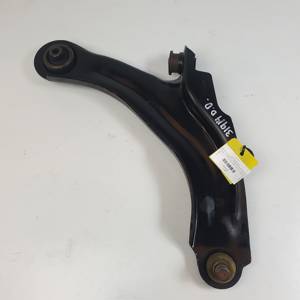 BRAZO SUSPENSION INFERIOR DELANTERO DERECHO 821033110 RENAULT CAPTUR (J5AL) Autodesguaces Alicante