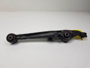 BRAZO SUSPENSION INFERIOR DELANTERO DERECHO MG ROVER SERIE 600 (RH) Autodesguaces Alicante