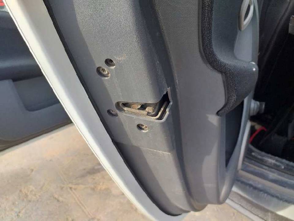 CERRADURA PUERTA TRASERA IZQUIERDA