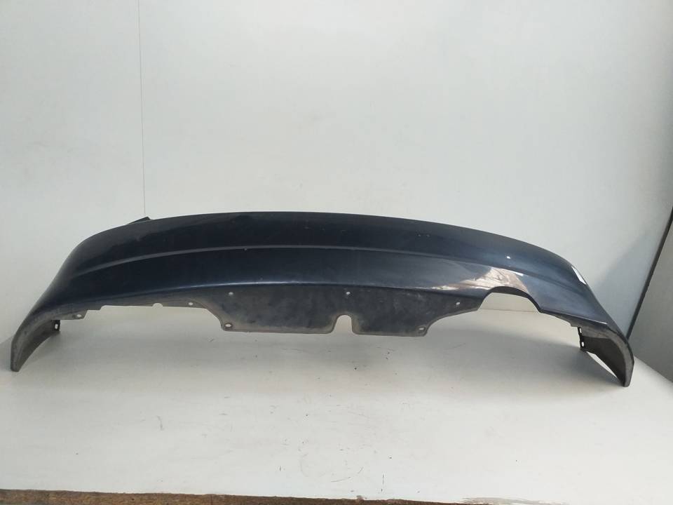 PARAGOLPES TRASERO