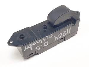 MANDO ELEVALUNAS DELANTERO DERECHO MR502237 MITSUBISHI OUTLANDER (CU0W) Autodesguaces Alicante