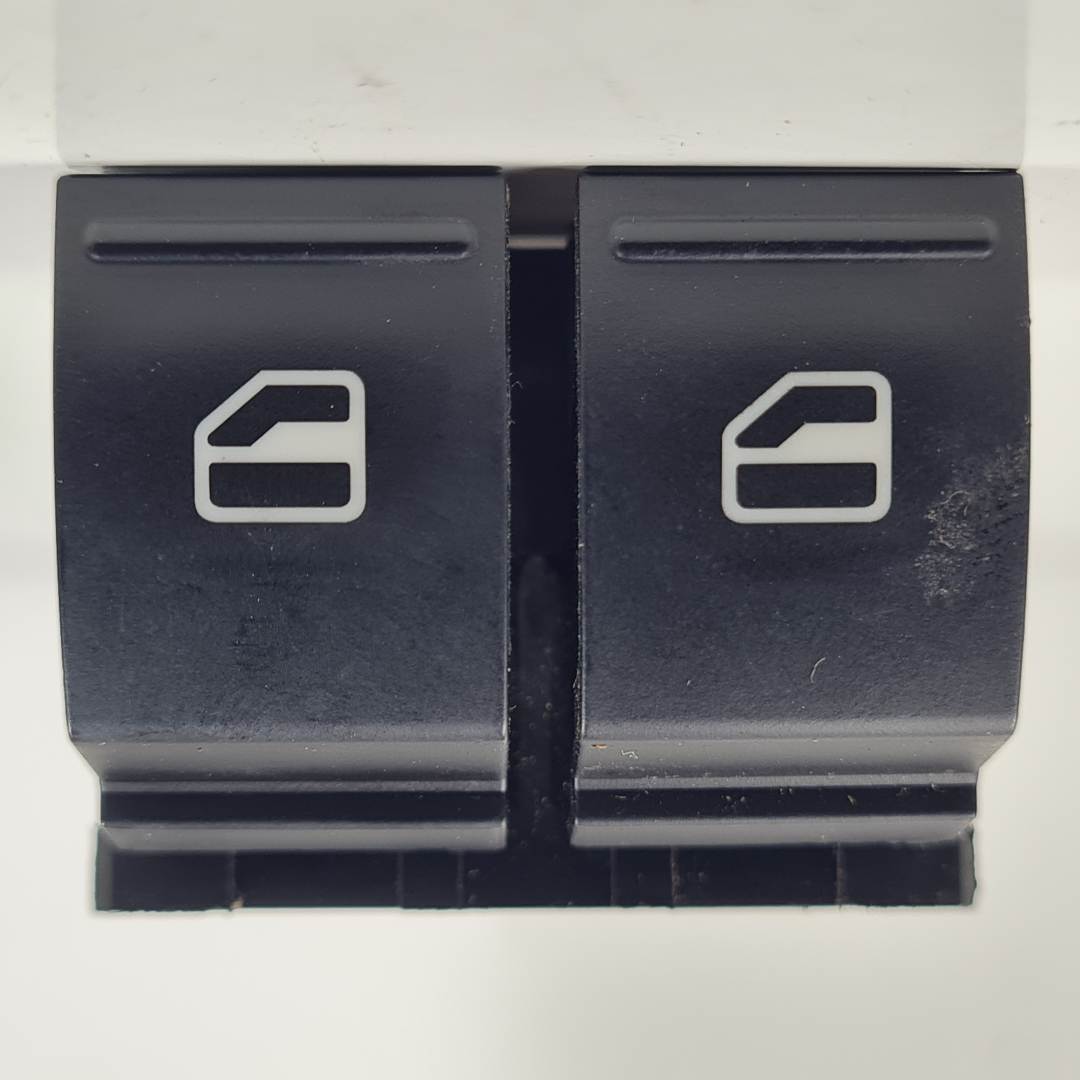 MANDO ELEVALUNAS DELANTERO IZQUIERDO - 18100010818 - SEAT - LEON (1P1)