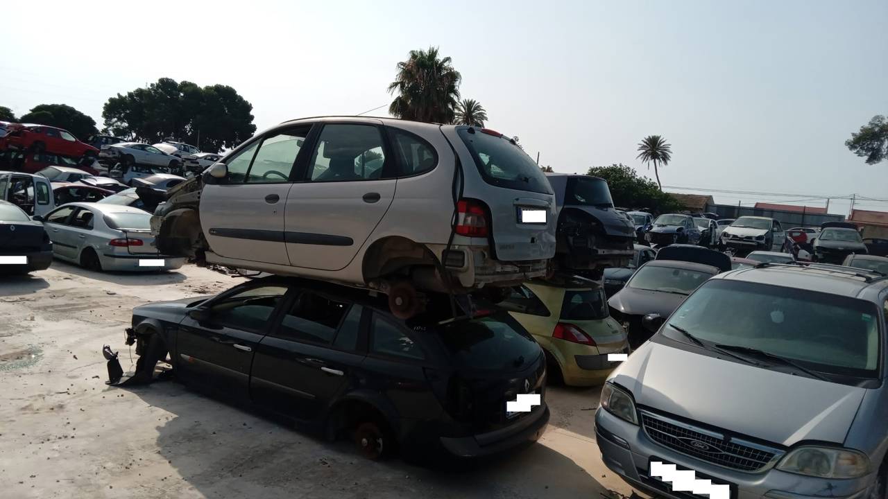 Imagen del vehículo RENAULT LAGUNA II GRANDTOUR (KG0)