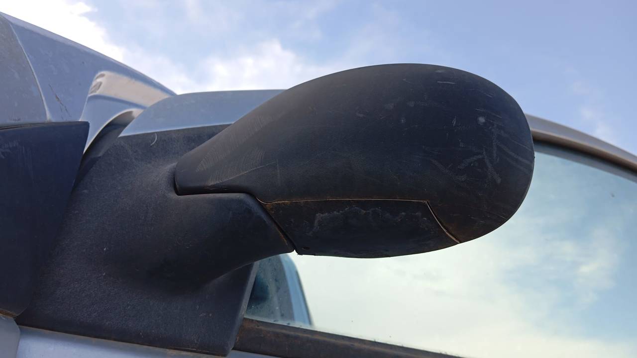 RETROVISOR IZQUIERDO