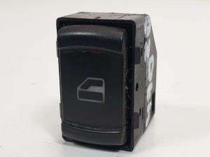 MANDO ELEVALUNAS DELANTERO DERECHO VOLKSWAGEN PASSAT BERLINA (3B3) Autodesguaces Alicante