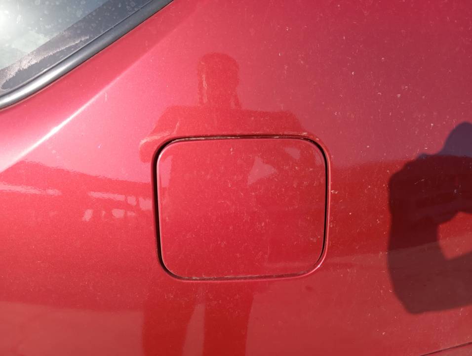 TAPA EXTERIOR COMBUSTIBLE