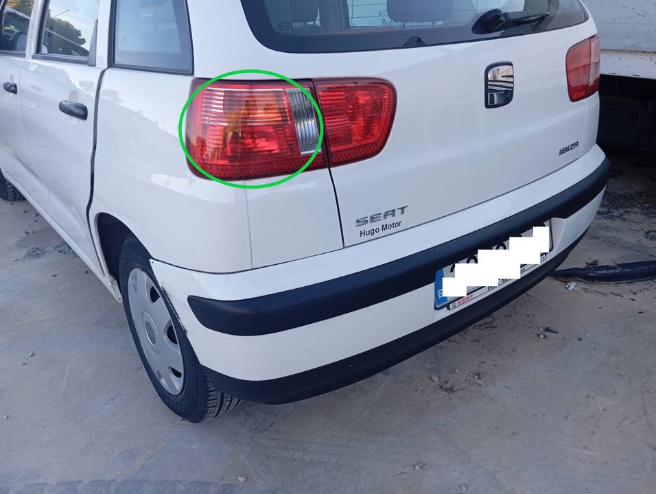 PILOTO TRASERO IZQUIERDO