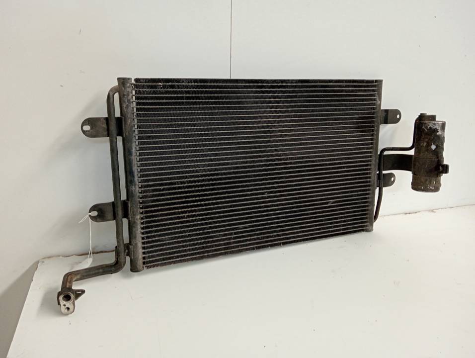 CONDENSADOR / RADIADOR AIRE ACONDICIONADO