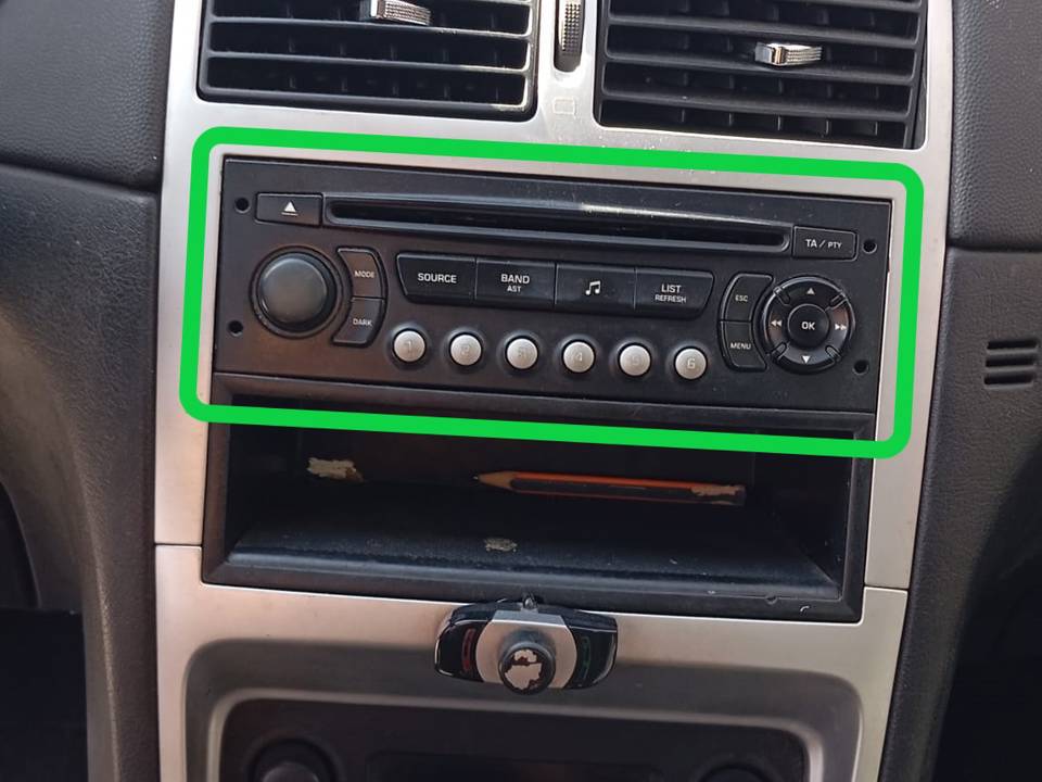 SISTEMA AUDIO / RADIO CD