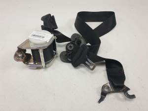 CINTURON SEGURIDAD DELANTERO IZQUIERDO 330598483 BMW SERIE 1 BERLINA (E81/E87) Autodesguaces Alicante