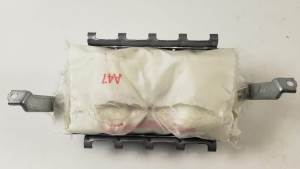 AIRBAG DELANTERO DERECHO TG14B02001 TOYOTA AVENSIS Autodesguaces Alicante
