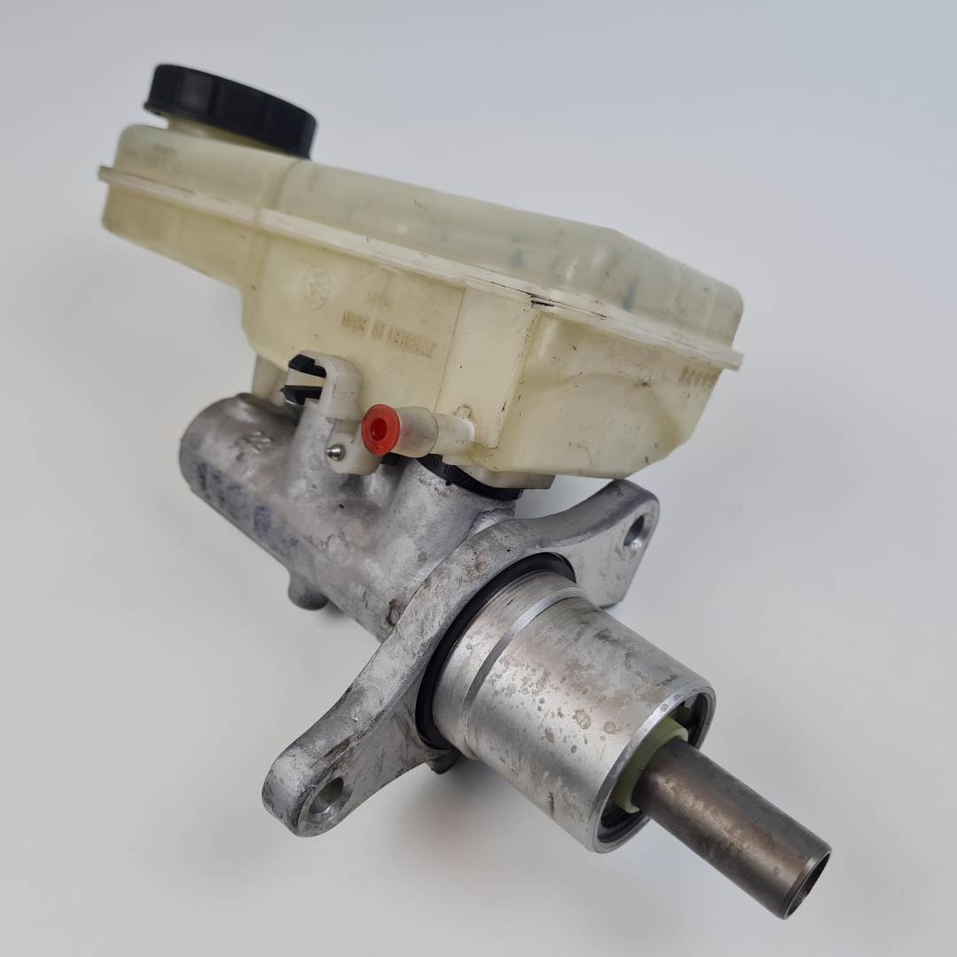 Hauptbremszylinder - 32067272D - MITSUBISHI - COLT BERLINA 5 (Z30A)