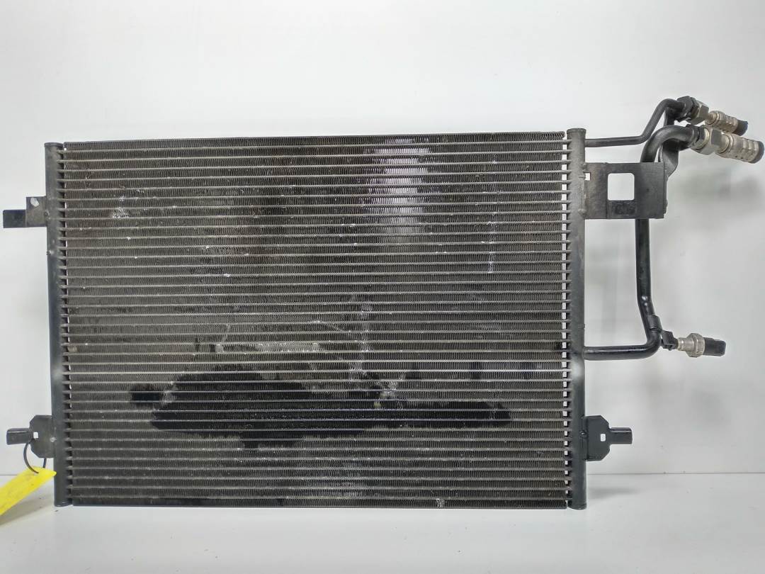 CONDENSADOR / RADIADOR AIRE ACONDICIONADO - 8D0260401E - AUDI - A4 BERLINA (B5) (8D2)