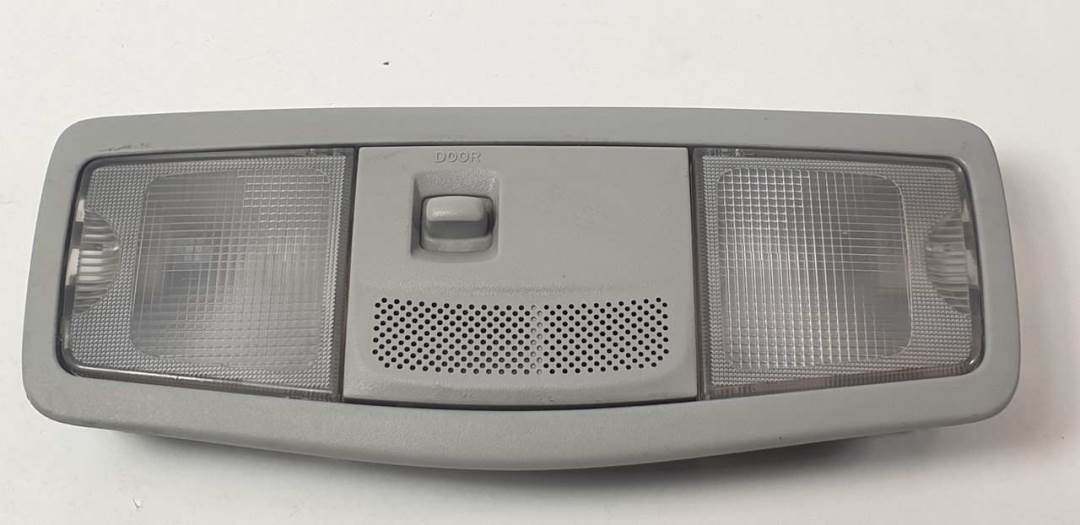 LUZ INTERIOR - 8401A009ZZ - MITSUBISHI - OUTLANDER (CW0)