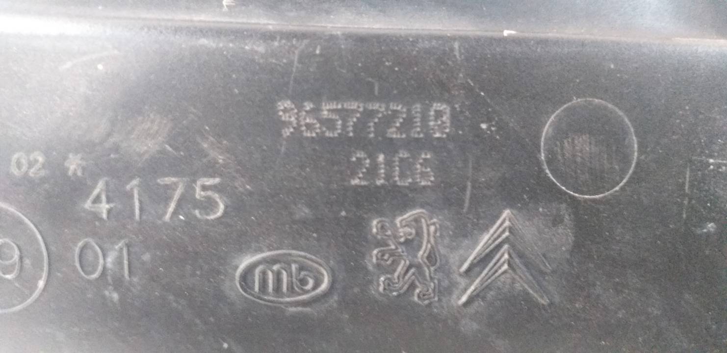 RETROVISOR IZQUIERDO
