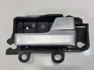 MANETA INTERIOR TRASERA DERECHA 3M51R22600BB FORD FOCUS BERLINA (CAP) Autodesguaces Alicante