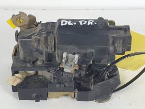 CERRADURA PUERTA DELANTERA DERECHA RENAULT KANGOO (F/KC) Autodesguaces Alicante